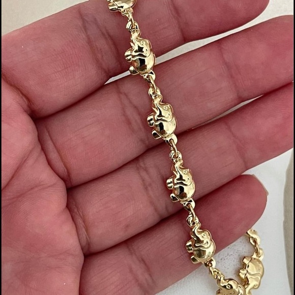 18k Gold Filled Elephant Bracelet - Picture 2 of 7